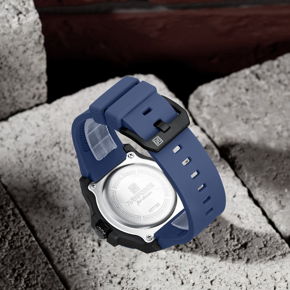 Naviforce 7122