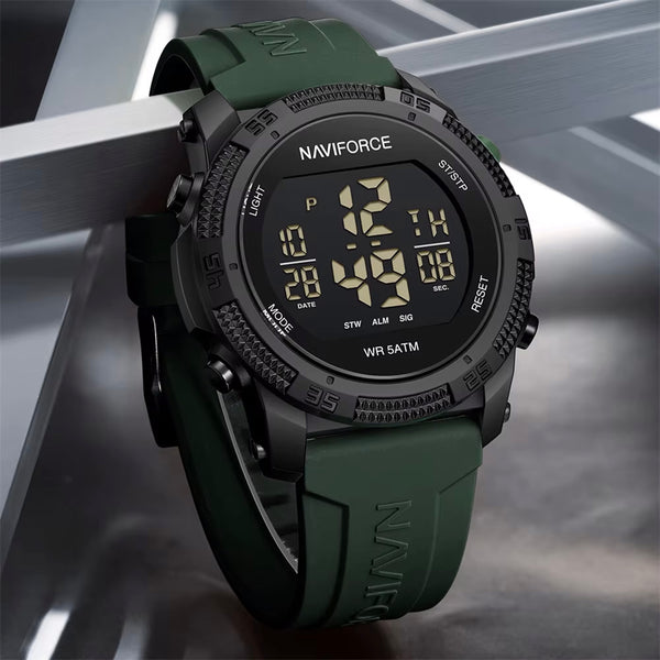 Naviforce 7104